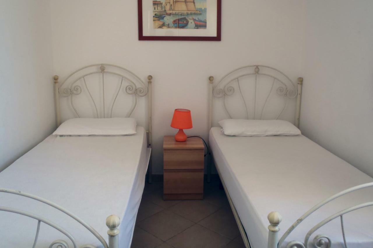 Appartamento A Due Passi Dal Mare Torre Lapillo Buitenkant foto